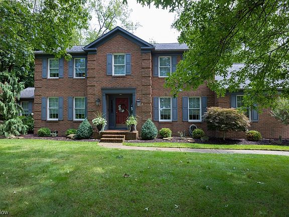 2nd image of 7690 Hearthstone Ave NW