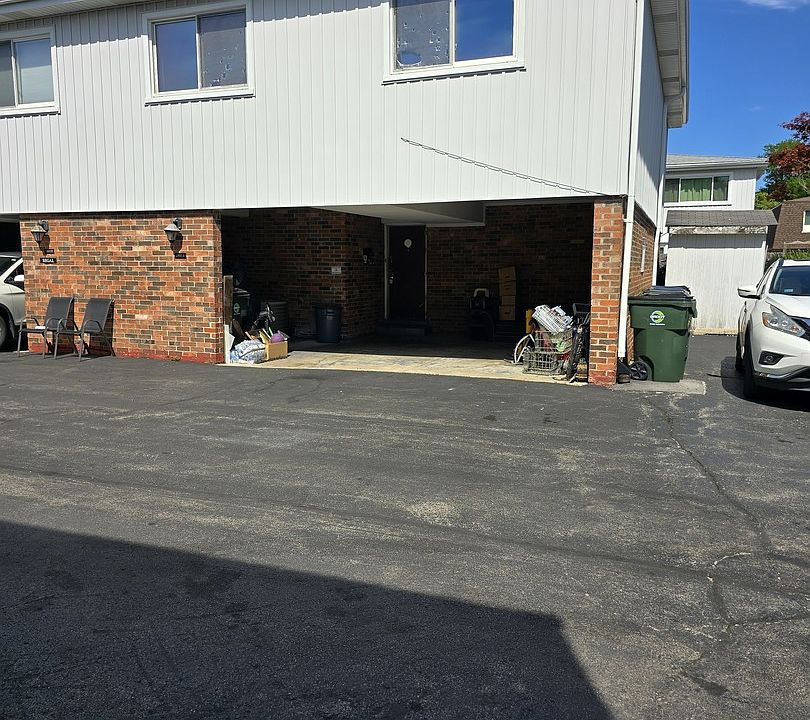 1st image of 2852 W Touhy Ave Unit A