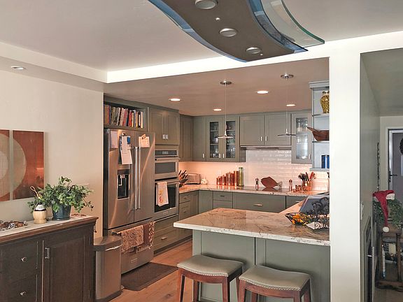 5th image of 1200 Harbor Dr #10C