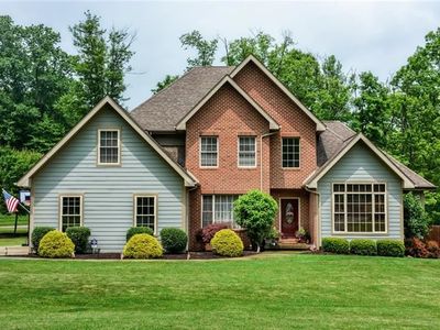 210 Blackthorn Dr, Butler, PA, 16002