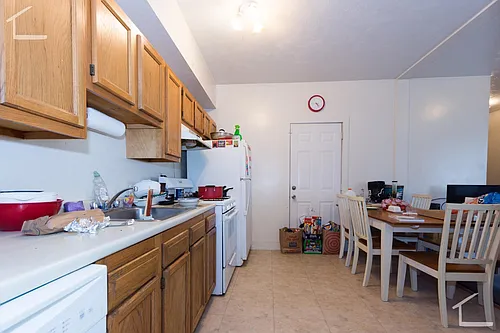14 Ashford St #6 Photo 1