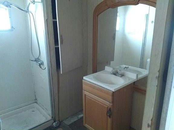3rd image of 4000 24th St N Unit 907