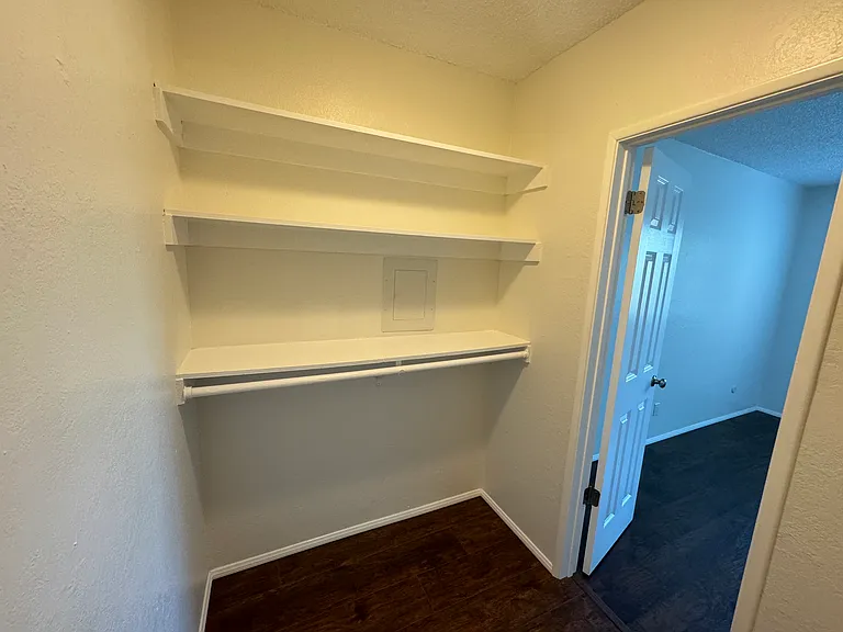 Magnolia Manor — Photo 28