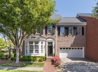 6231 Wakehurst Rd, Charlotte, NC 28226