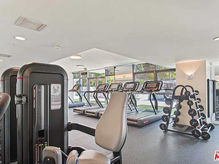 13700 Marina Pointe Dr #1507 — Photo 30