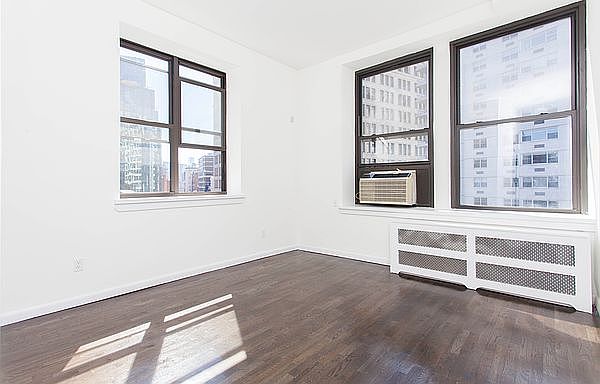 1st image of 65 4th Ave APT 6A