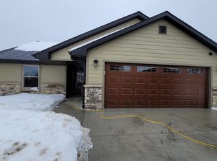 1207 3rd Ave E, Oskaloosa, IA 52577