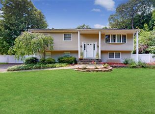 132 Hallock Rd, Lake Grove, NY 11755