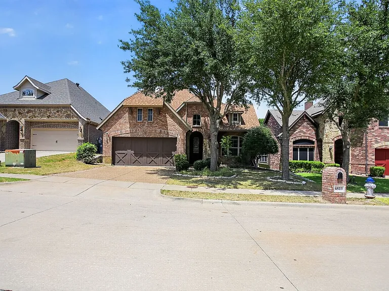 6523 Prairie Flower Trl — Photo 45