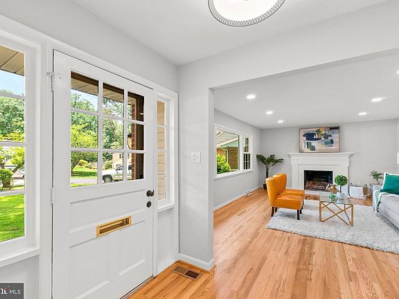 4th image of 2628 Stirrup Ln