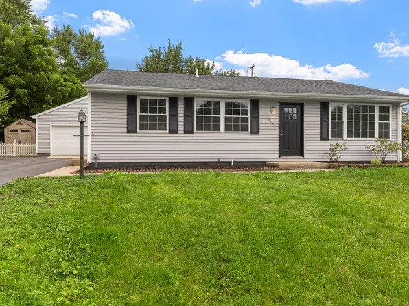 380 Brook Dr, Valparaiso, IN 46385