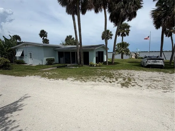 9150 44th Avenue ##1-5, Sebastian, FL 32958
