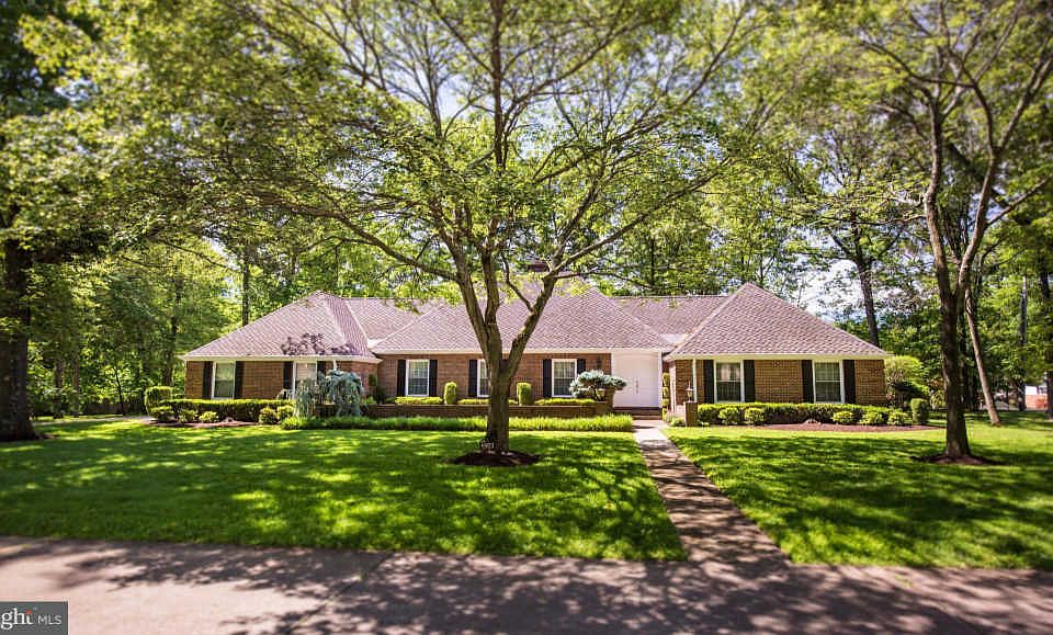 1st image of 5903 Kingham Ct