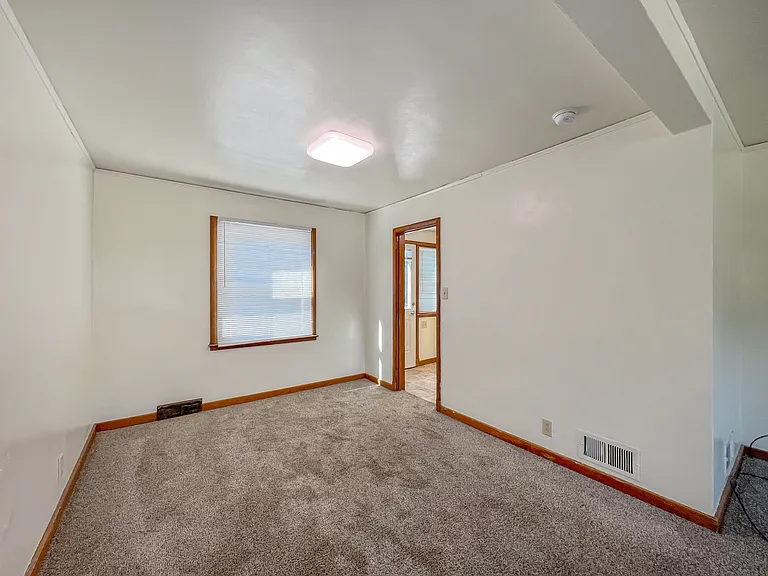2141 Sunset Dr — Photo 5
