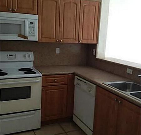 3rd image of 1662 SE 27 Dr 102 #102