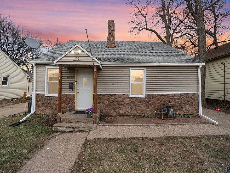 1st image of 516 S Willow Ave