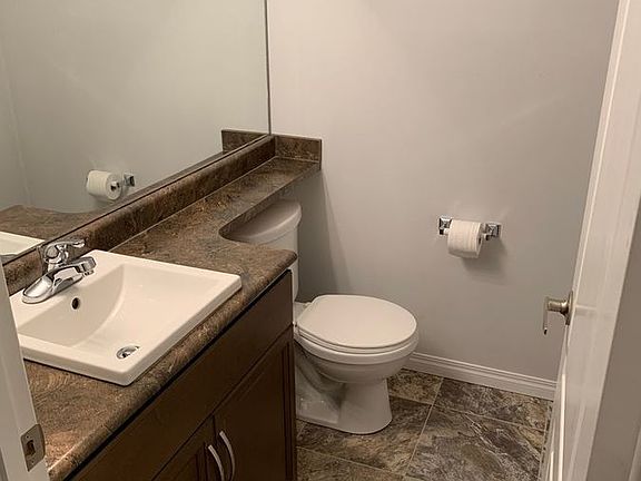 4th image of 1121 McKercher Dr #102F