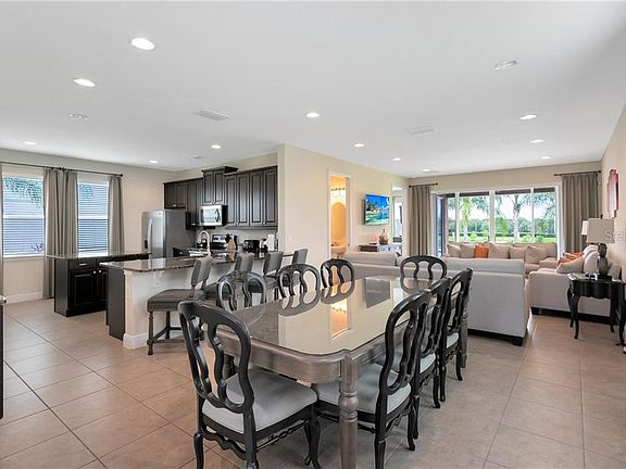 4th image of 7703 Banyon Way