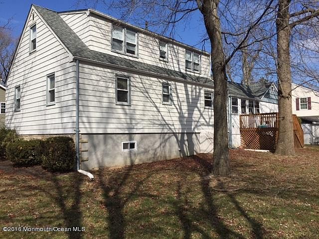 2nd image of 602 Orchard Pl