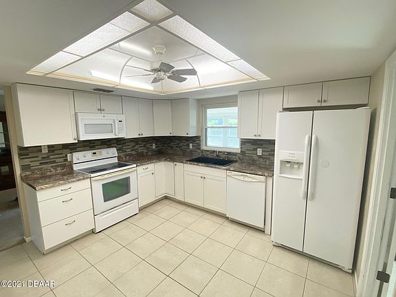 4th image of 1188 Tracy Dr