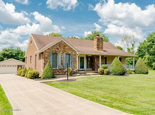 3210 La Vel Ln, Louisville, KY 40216