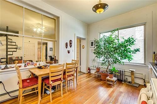 4th image of 2024 W Pierce Ave #1R