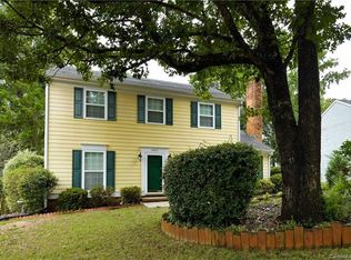 8401 Golf Ridge Dr, Charlotte, NC 28277