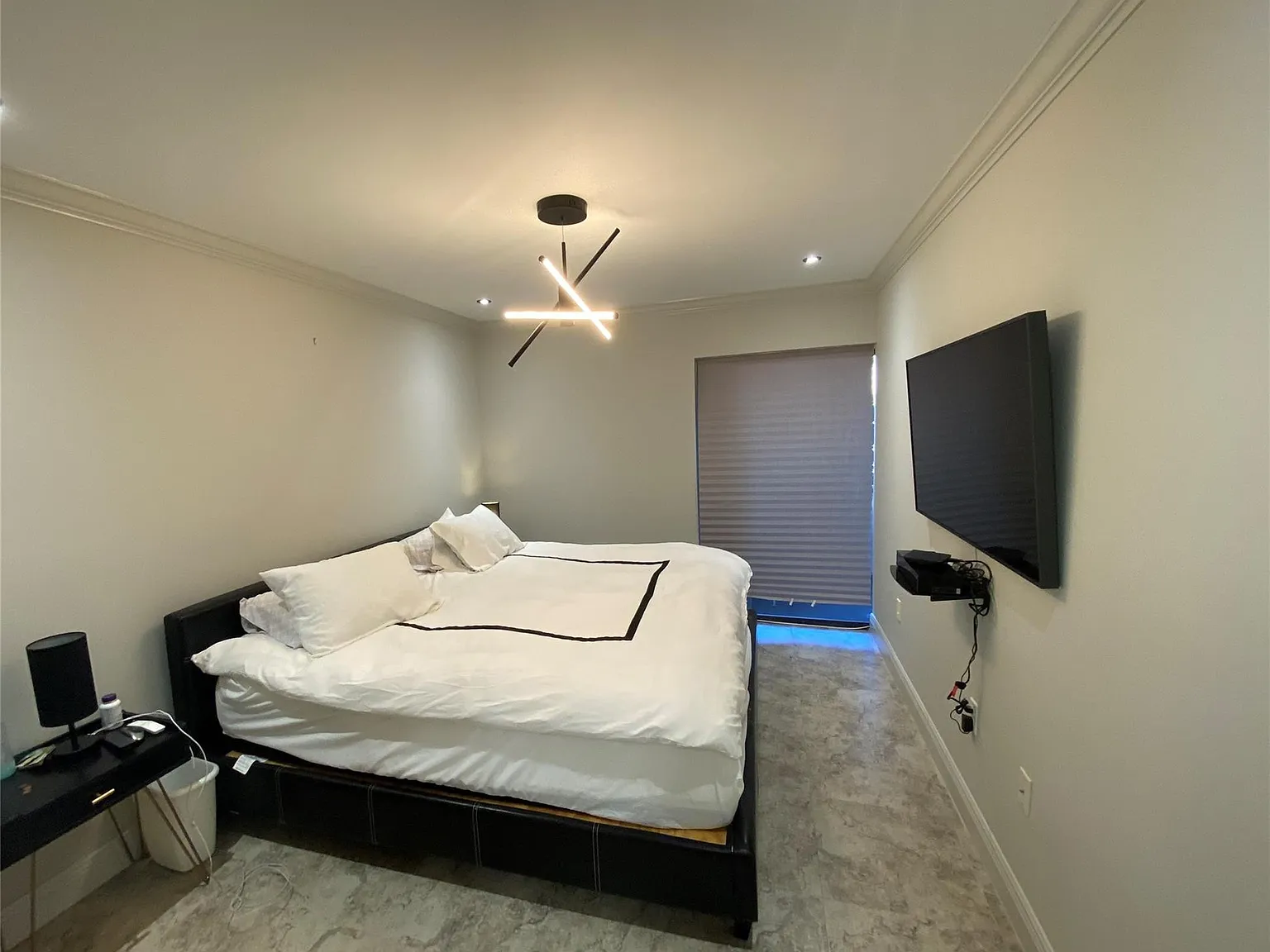1 bed, 1.0 bath, 900 sqft, $1,900 — Photo 3