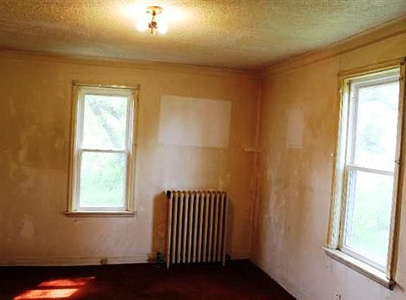 4th image of 29337 Tucker St NE