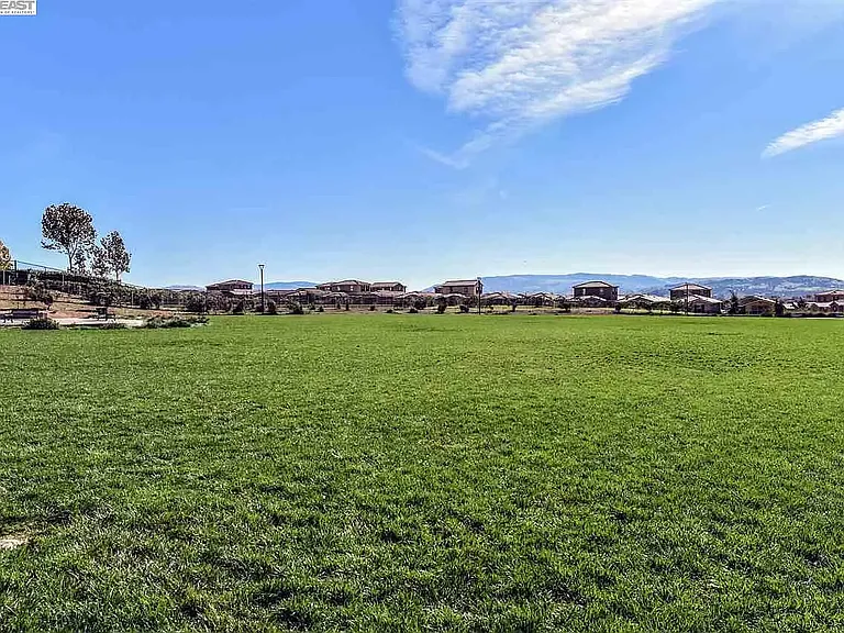 3260 Giovanni Way — Photo 11