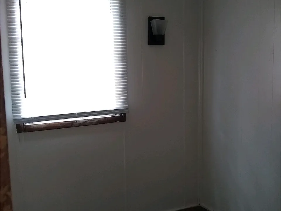 Building Photo 3