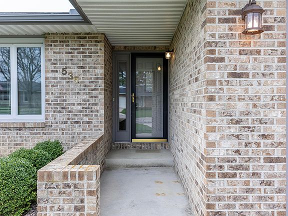 4th image of 535 Garden Pl