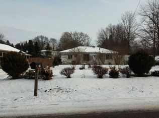 191 Maple Rd, Michigan Center, MI 49254