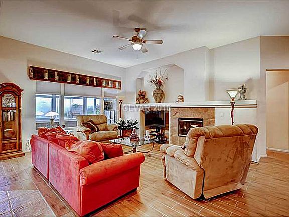 5th image of 10500 Narra Pl