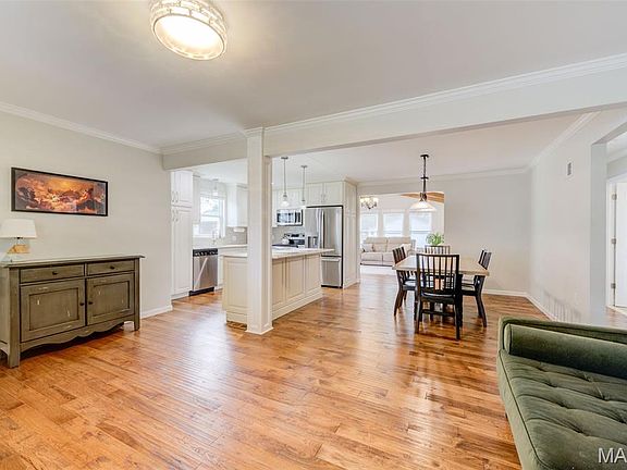 4th image of 7824 Elton St