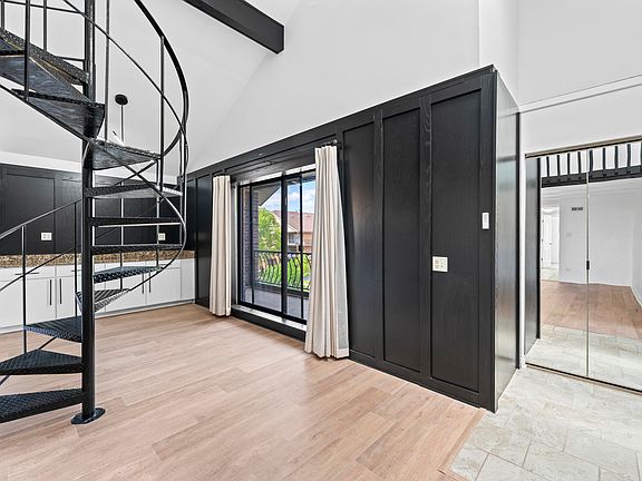 5th image of 16813 81st Ave APT 3S