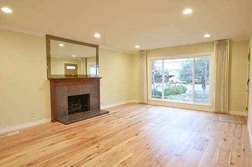 4th image of 2444 Denevi Dr