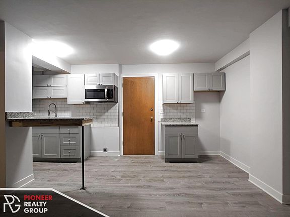 4th image of 4200 N Marine Dr APT 1001