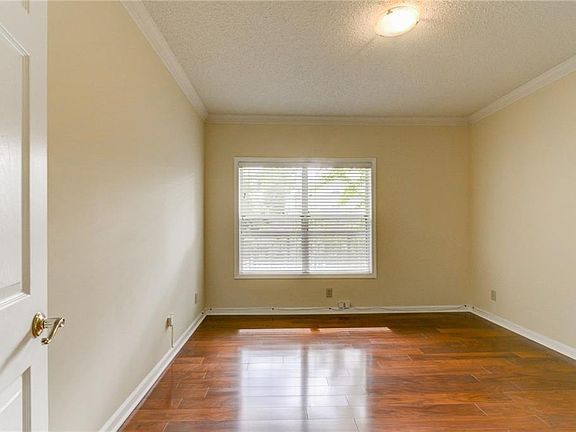 2nd image of 2204 River Green Dr NW