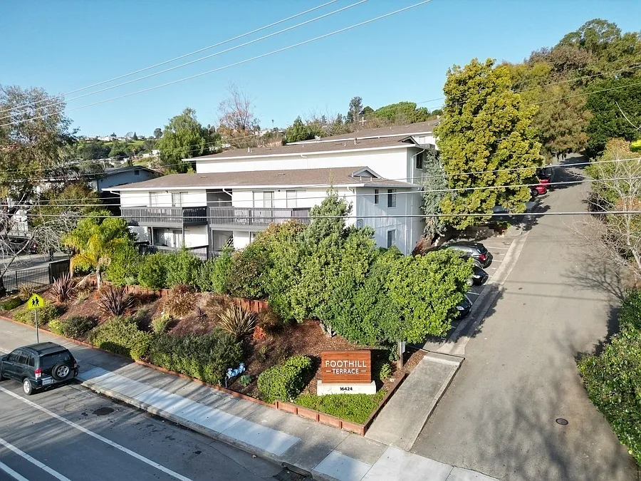 16424 Foothill Boulevard — Photo 2