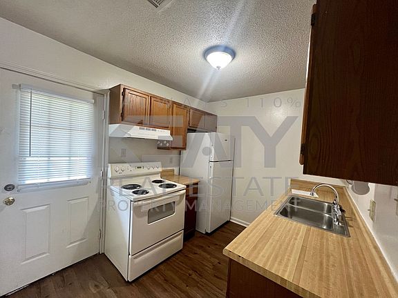 4th image of 104 Country Ln APT B