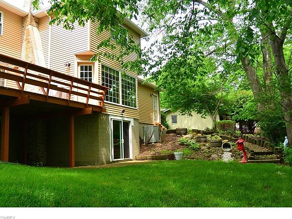 4th image of 126 Windbrook Dr