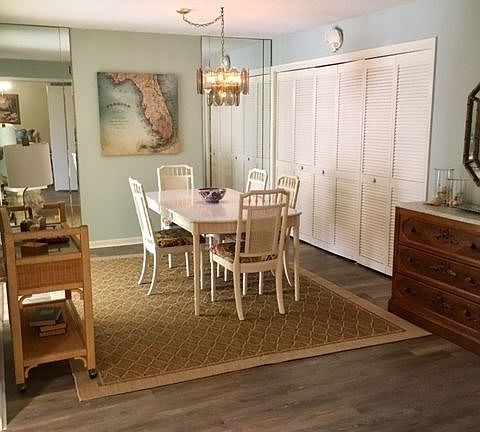5th image of 560 Retreat Dr Unit 102