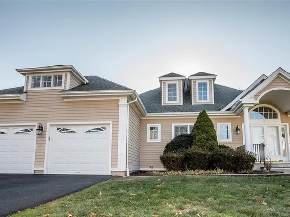 11 Mulligan Drive #11, Wallingford, CT 06492