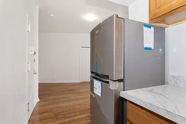 Rented by Century 21 American Homes | media 14