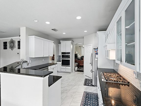 4th image of 1141 Annalea Cove Dr