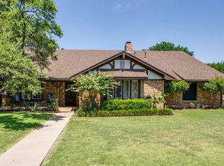 8821 Crosswind Dr, Fort Worth, TX 76179