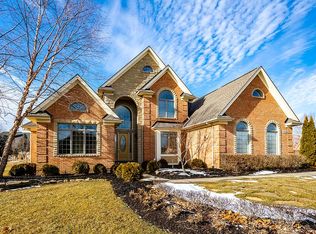 51065 Sunday Drive, Novi, MI 48167