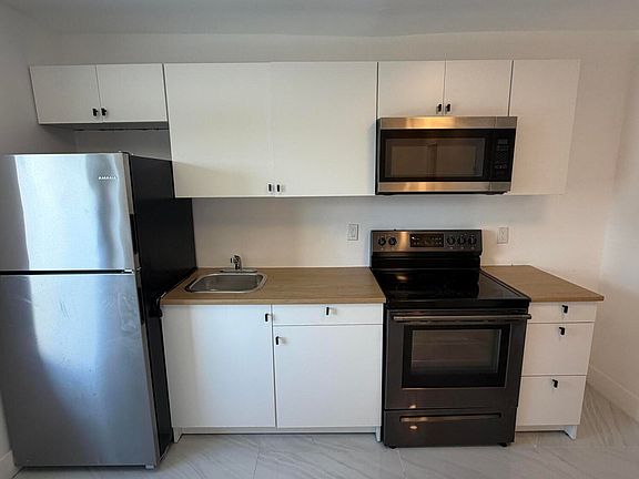 3rd image of 8211 Biscayne Blvd Unit 1