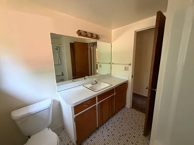 8471 E H Ave — Photo 4